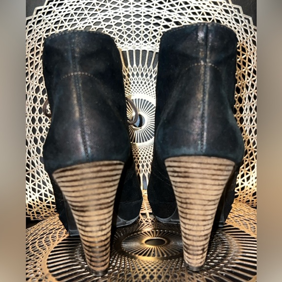 Paul Green Dark Purple Lace-Up Boots - Picture 7 of 9